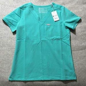 Figs NWT Surgical Green Catarina XS (new release)